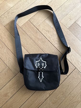 TRAPSTAR London Umhängetasche, neuwertig, Top Zustand!