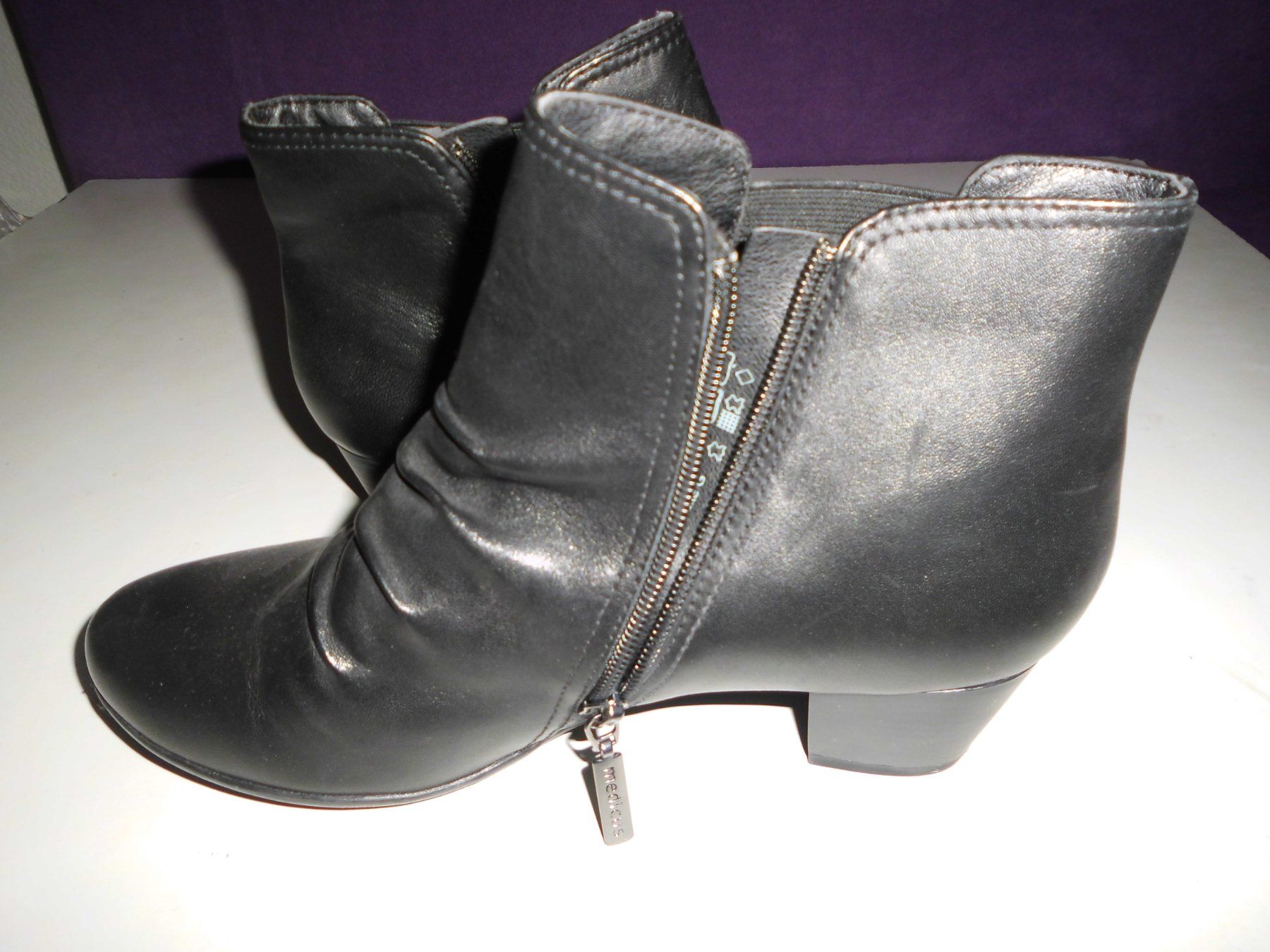 Dosenbach Scarpe da donna: Bottines Medicus noir P. 6 1/5 – Nuovo (secondo la descrizione) da Marin-Epagnier venduto da Madja 1