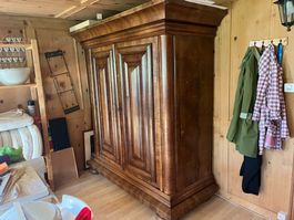 ARMOIRE BAROQUE EN NOYER COMPLÈTEMENT DÉMONTABLE