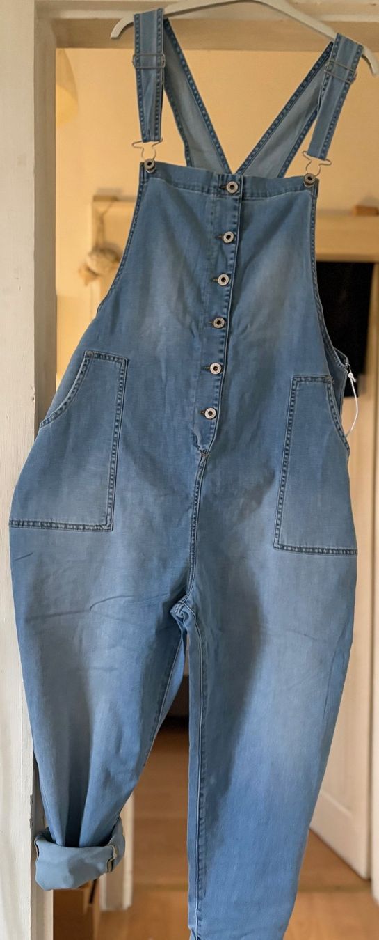 Jumpsuits: JUMPSUIT/SALOPETTE EN JEANS! M – Neu und originalverpackt aus Locarno von NicoNion 1