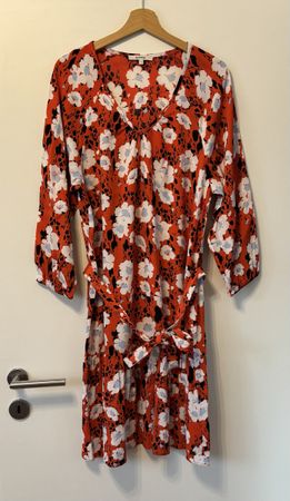 Garcia Kleid Blumenmuster Rot Grösse L 