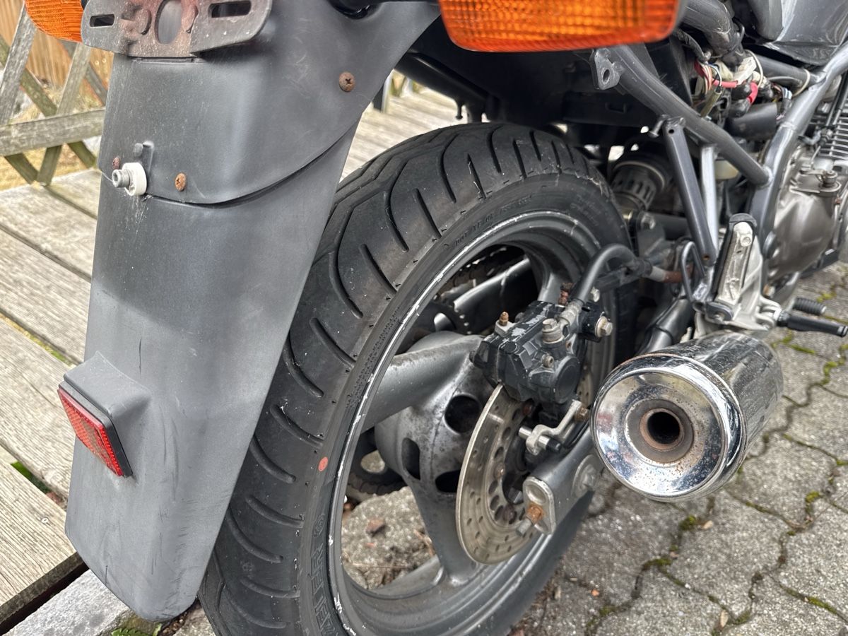 Yamaha Strada: Yamaha XJ600S – Usato da Brienz BE venduto da Musikerflo 4