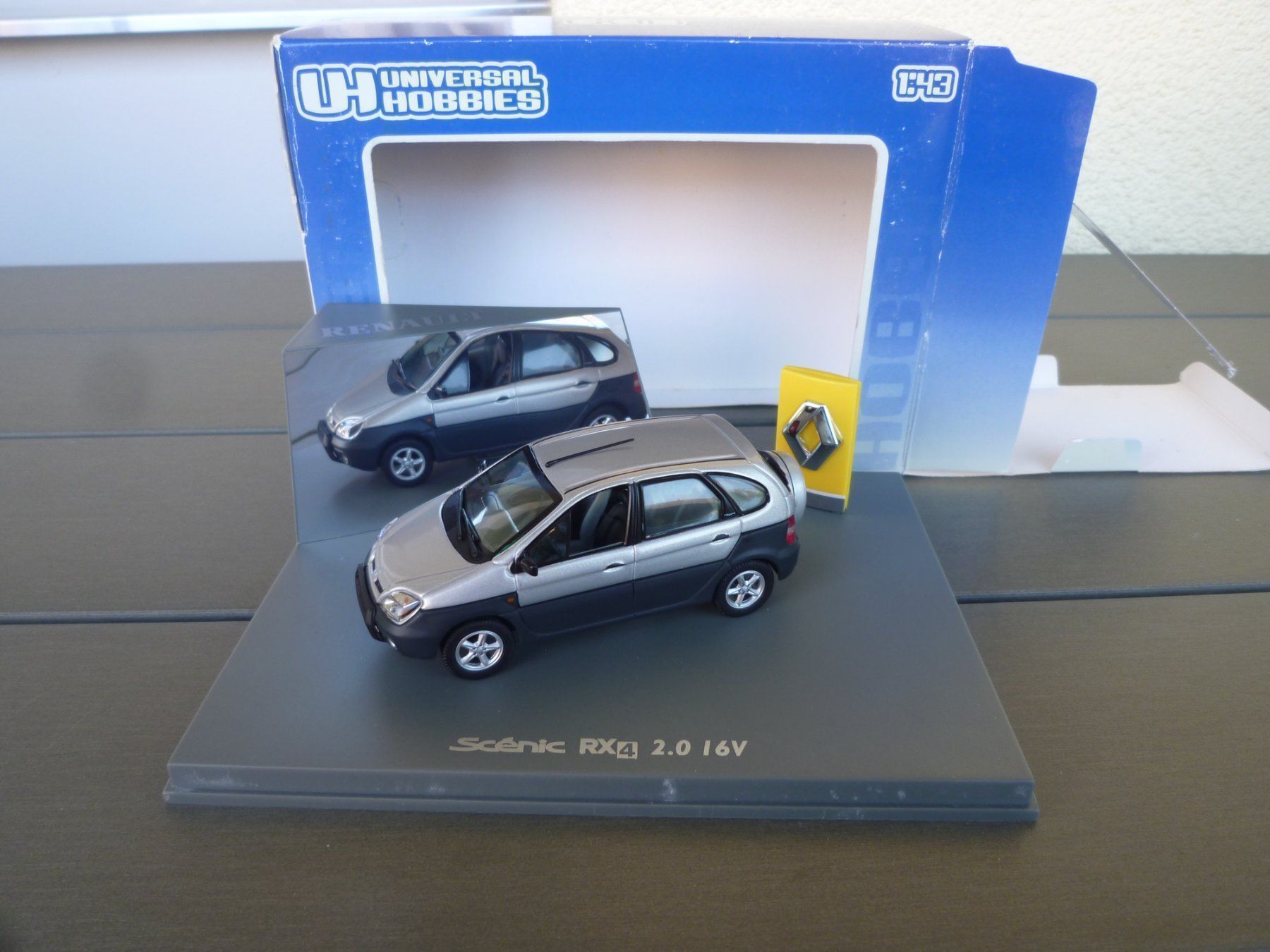 Modellini d'auto: Renault Scènic RX4 2.0 16V – Nuovo e nell'imballaggio originale da Flawil venduto da Imperiosud