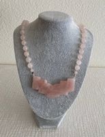 Rosenquarz Edelstein Kette. Quarzplatte & Kugel Unikat
