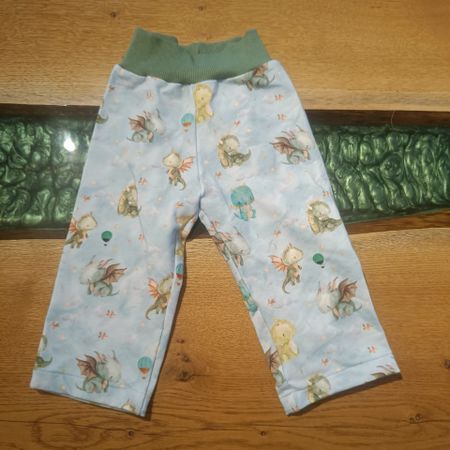 Hosen Grösse 92