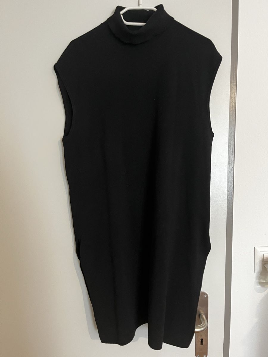 H&M Gilets & Westen: Schwarze Strickweste/ Pullunder, von H&M, Grösse M – Gebraucht aus Opfikon von acoae_atelier 5