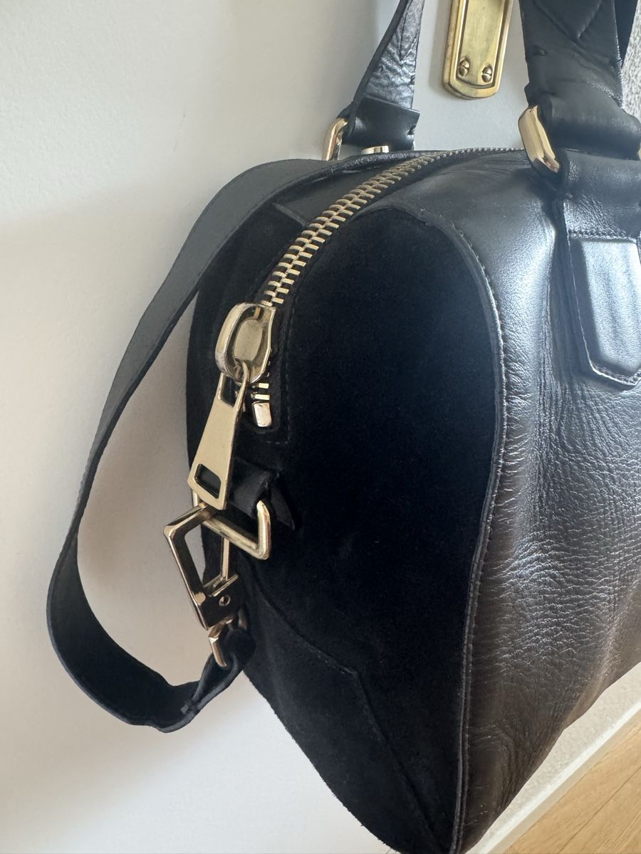 Sandro Borse da donna: Sac cuir noir Sandro – Usato da Puplinge venduto da Cechth 1