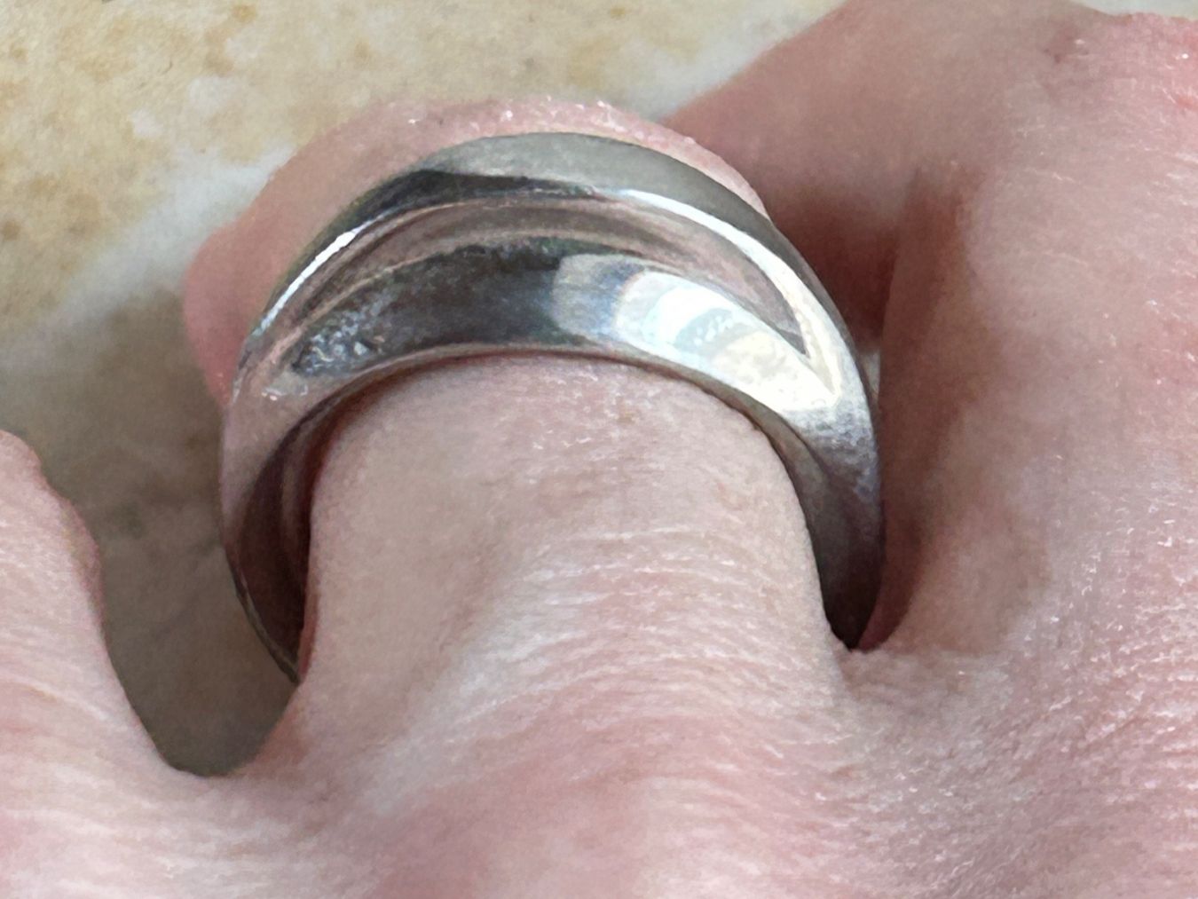 Anelli: Schicker Damenring mit Stein, Edelstahl, Gr. 57/18 – Usato da Laufen venduto da Bellebellezza 3