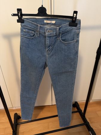 Levi’s Strauss 710 super skinny elastici 