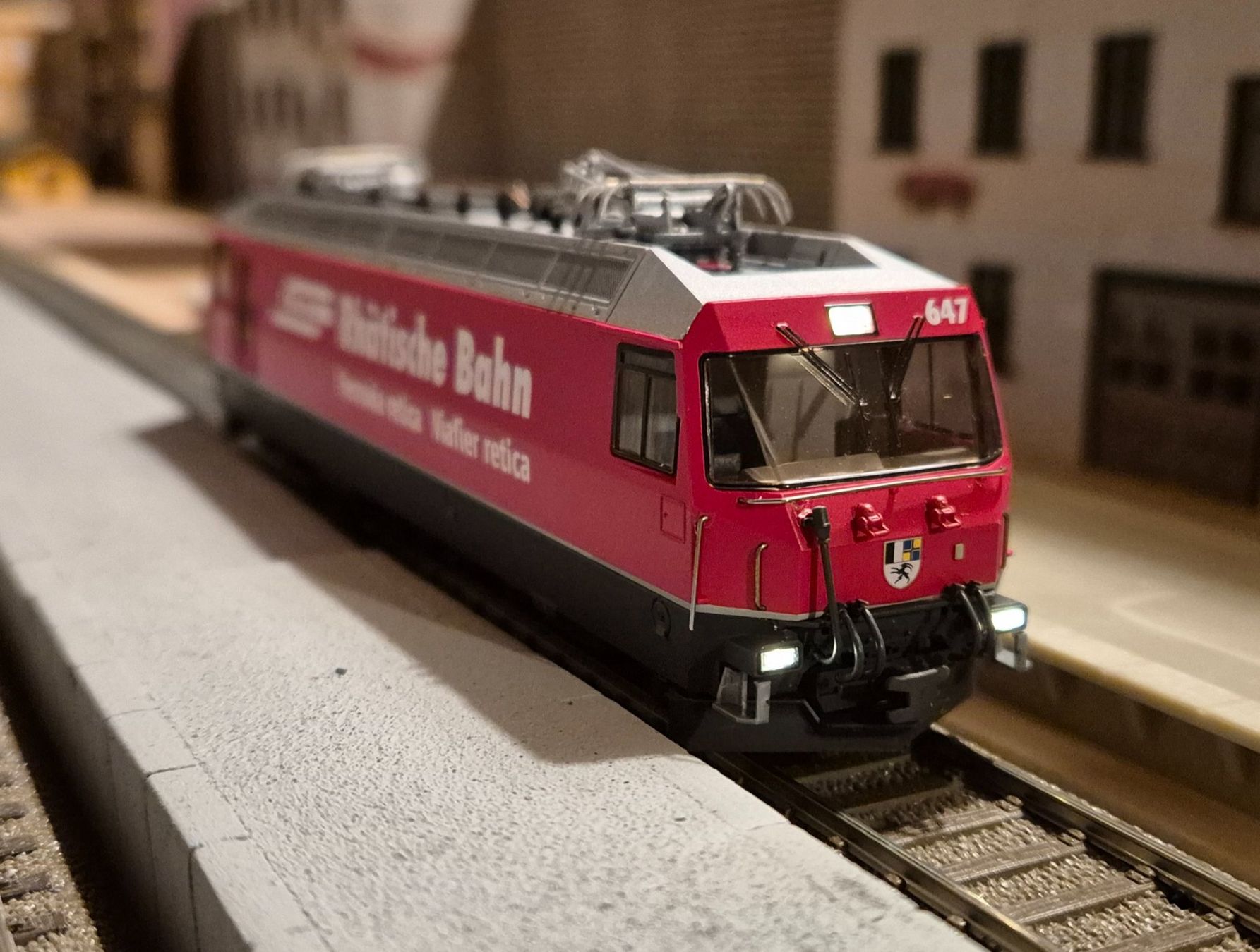 Bemo Modelleisenbahnen: Bemo H0 Rhb Ge 4/4 iii 647 DCC Sound – Gebraucht aus Wittenwil von ced_q8j7 5