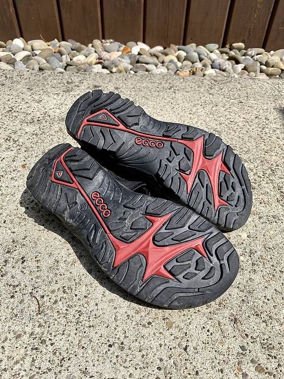 Ecco Scarpe da uomo: Hochwertige Ecco-Sandalen neuwertig – Usato da Zunzgen venduto da Haiaiai 1