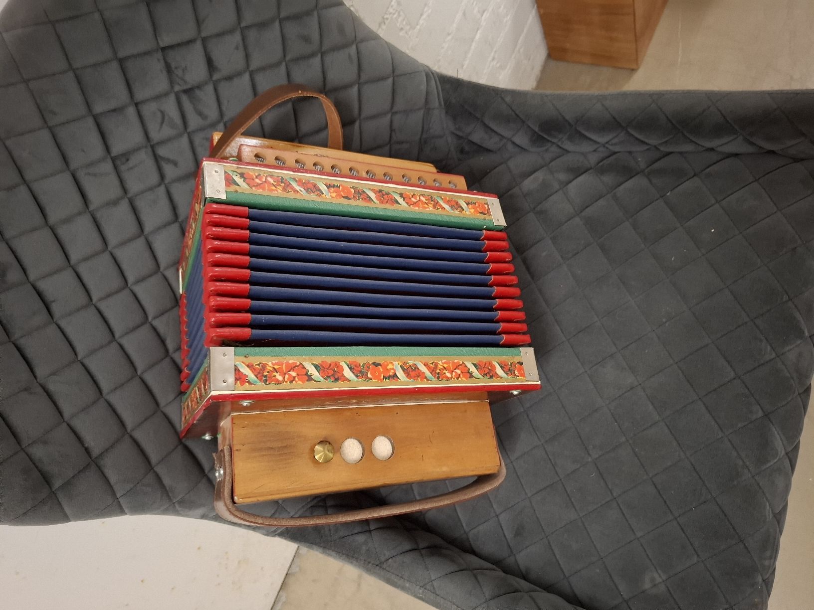 Musikinstrumente: schwyzerorgeli – Gebraucht aus Villeneuve von BibiVintage 5