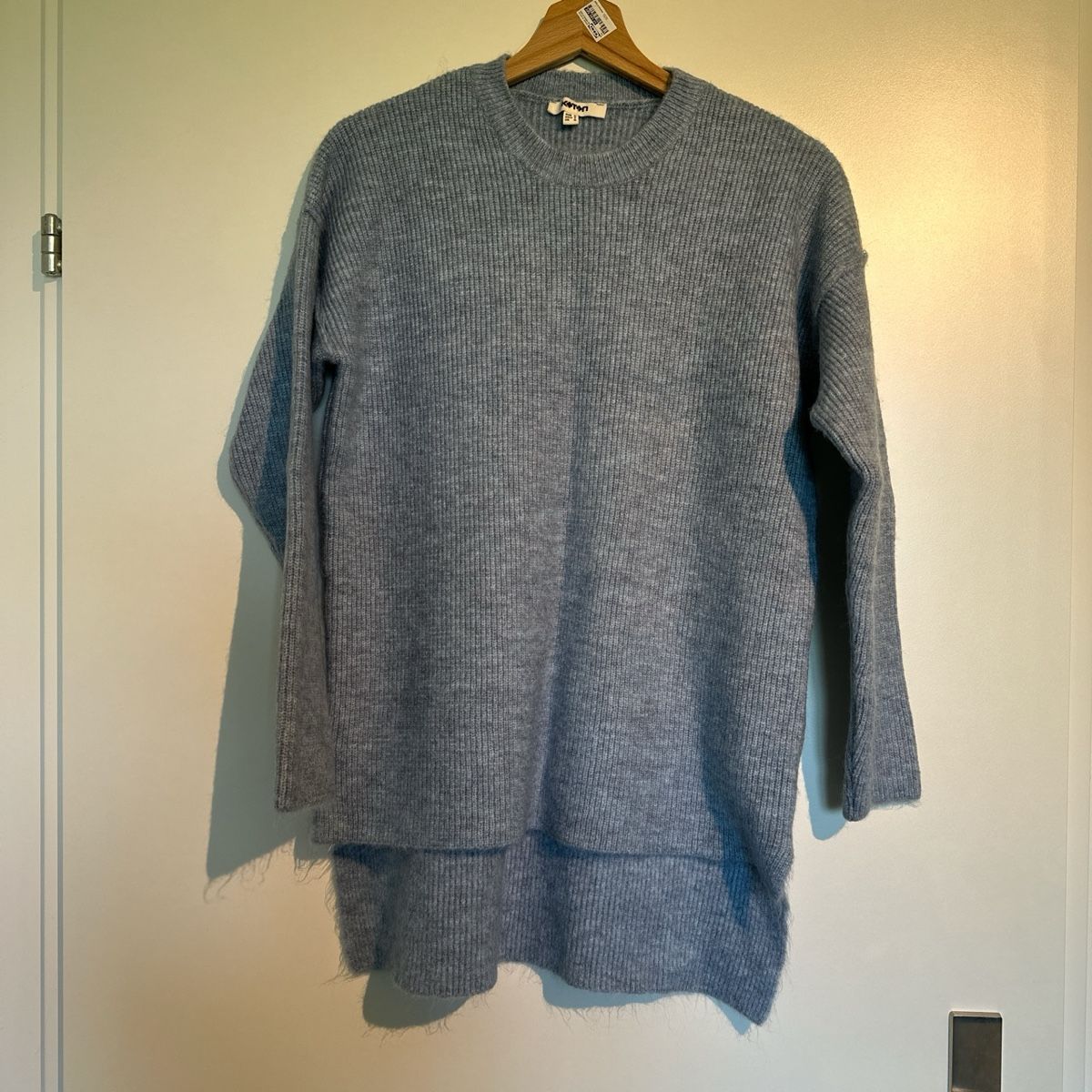 Maglioni & Felpe: Sweater from Koton – Nuovo (secondo la descrizione) da Allenwinden venduto da MAP-87