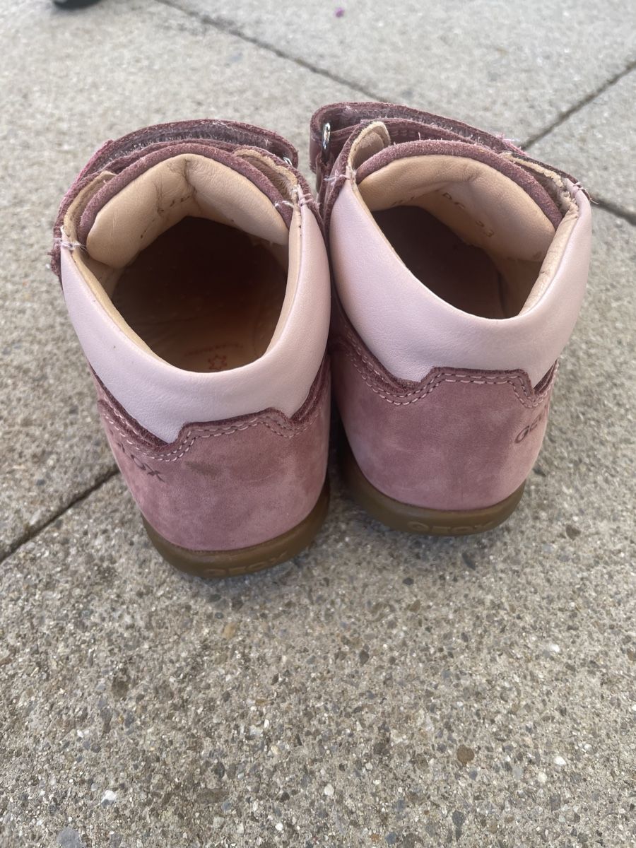 Geox Scarpe per ragazzi: Schuhe von Geox, Gr. 23 – Usato da Weiningen ZH venduto da wunderkaro 1