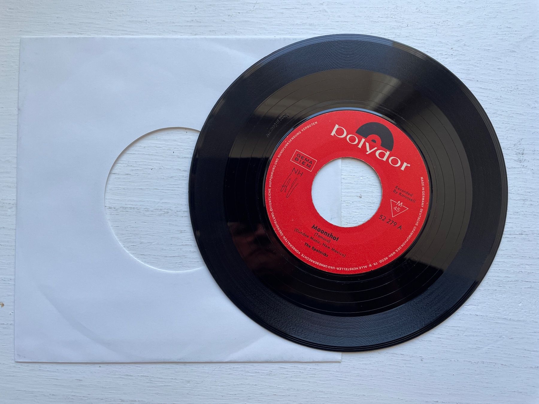 Dischi in vinile: The Spotnicks - Moonshot - 7" Single – Usato da Zürich venduto da Andy_t71 2