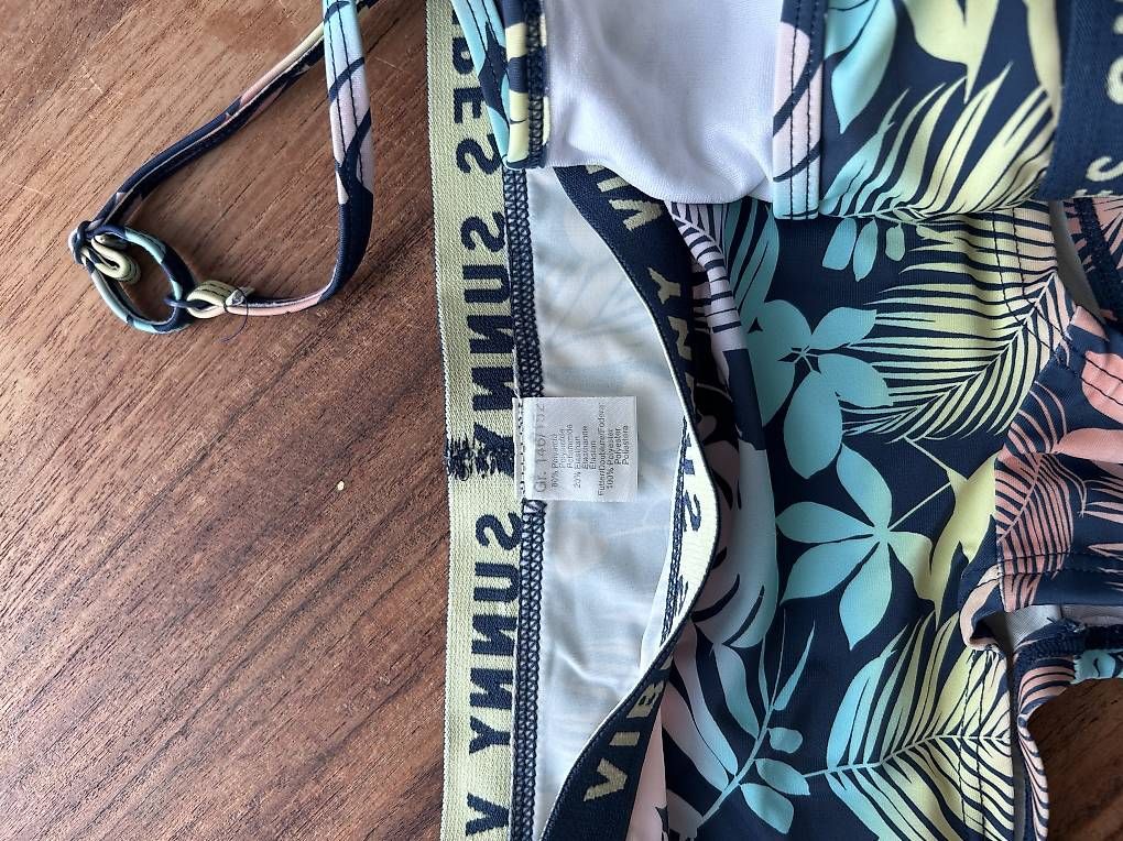 Maillots de bain: Kinder Binini - Badkleid 152 – D'occasion à Zürich par Jeannine81 1