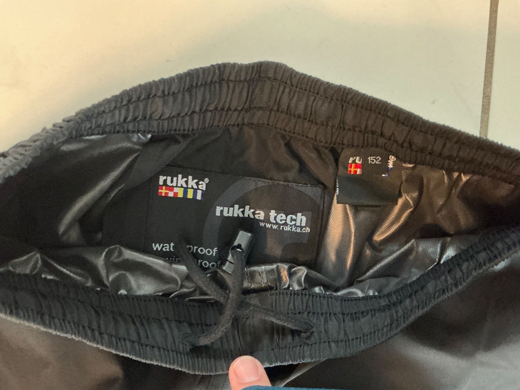 Rukka Hosen: Regenhose Gr.152 von Rukka – Gebraucht aus Biel-Benken BL von Sahra1 1