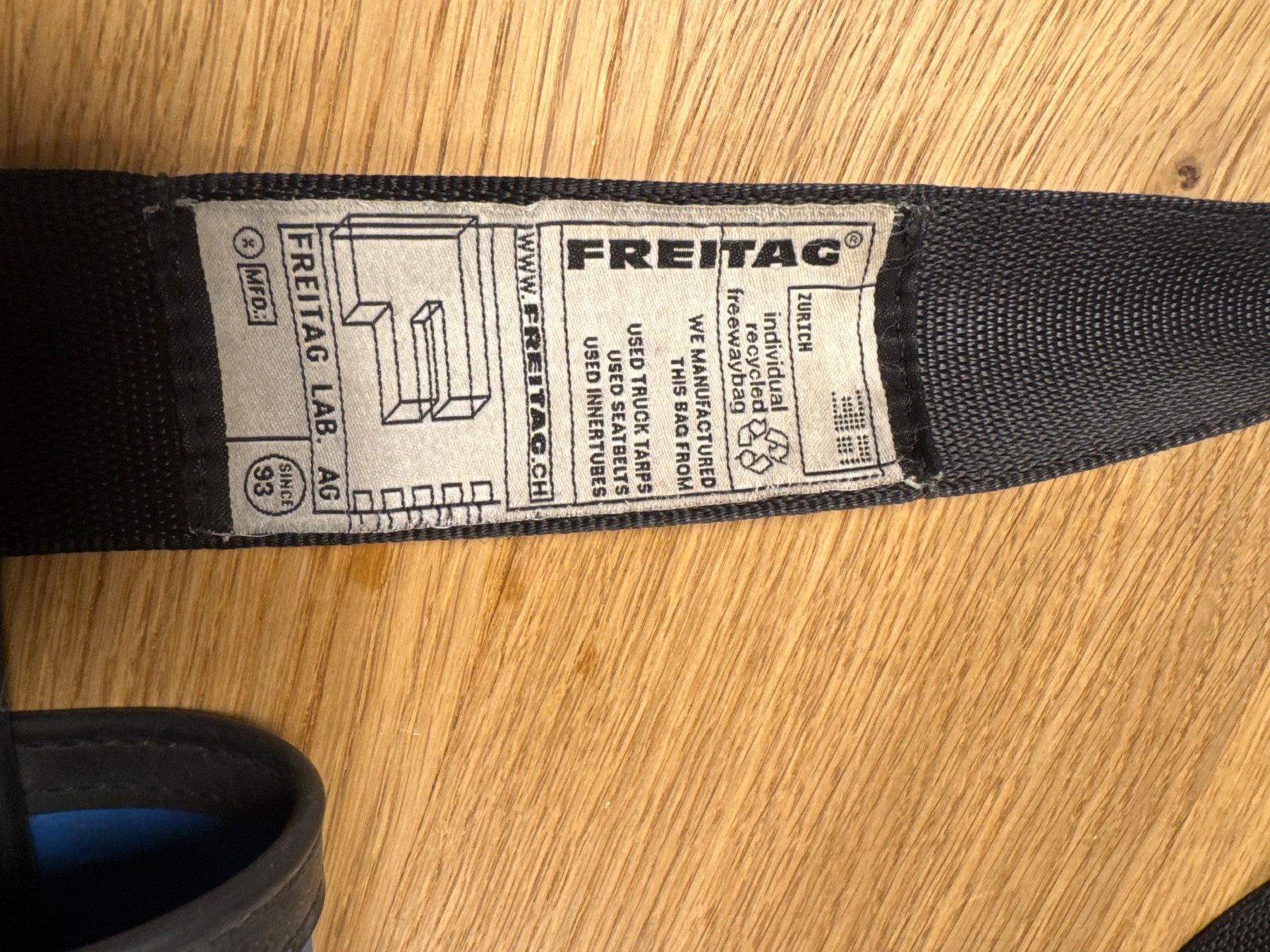 Freitag Taschen: Freitag Umhängetasche – Gebraucht aus Adlikon von ang_cck9 1