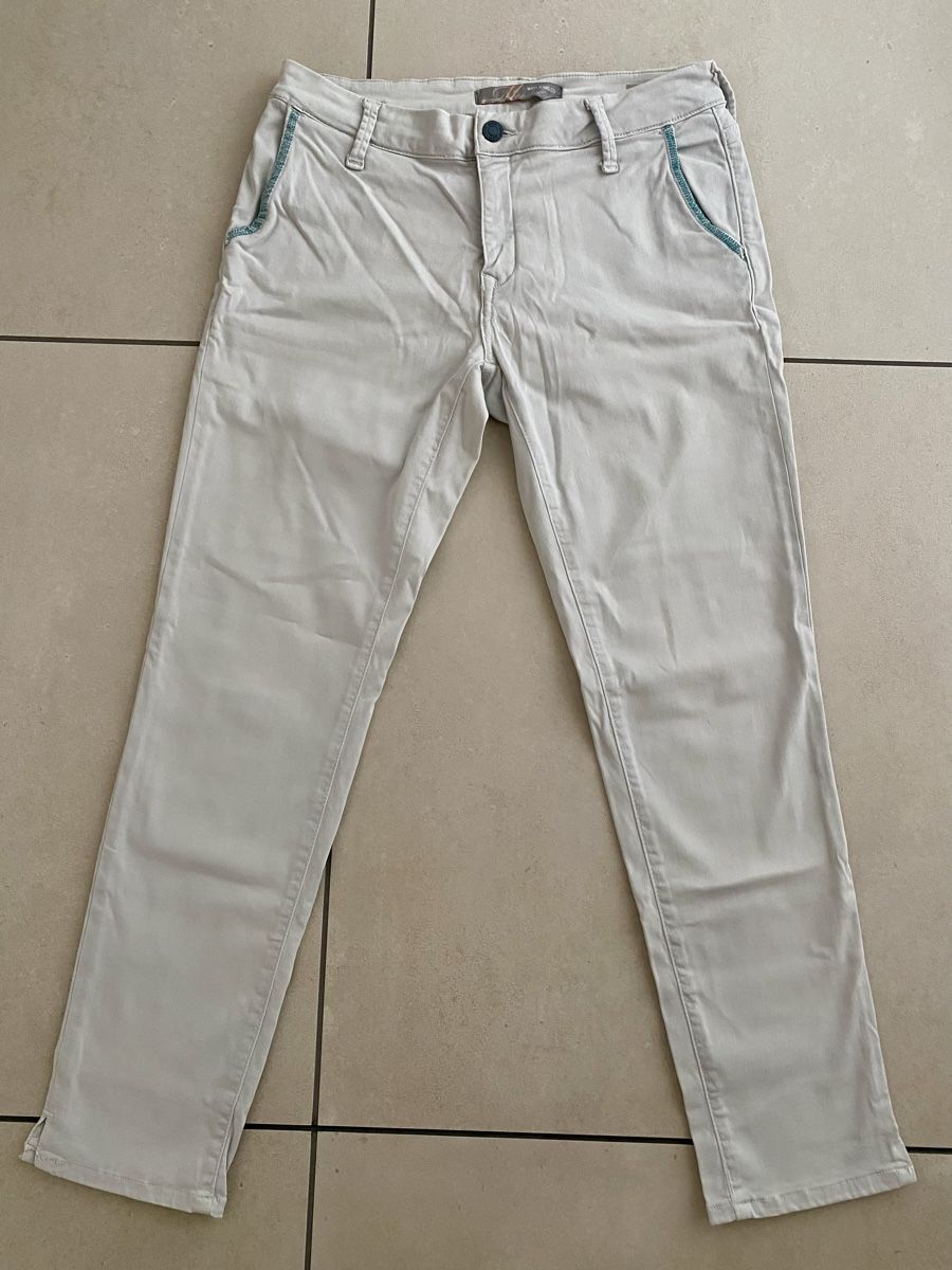 Mavi Pantaloni: Hose Mavi – Usato da Eglisau venduto da Lara0