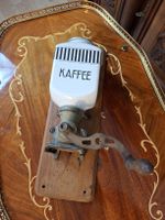 Alte Kaffeemuehle Wandkaffeemuehle Zwiebelmuste