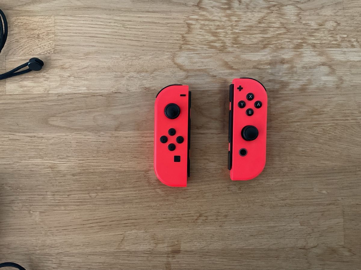 Nintendo Consoles: NINTENDO SWITCH MIT ZUBEHÖR  – D'occasion à Riniken par Bmini 4