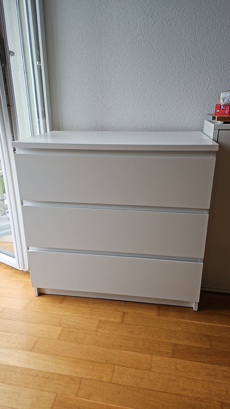 Ikea Cassettiere: Ikea Kommode mit drei Schubladen – Usato da Fribourg venduto da hxna36