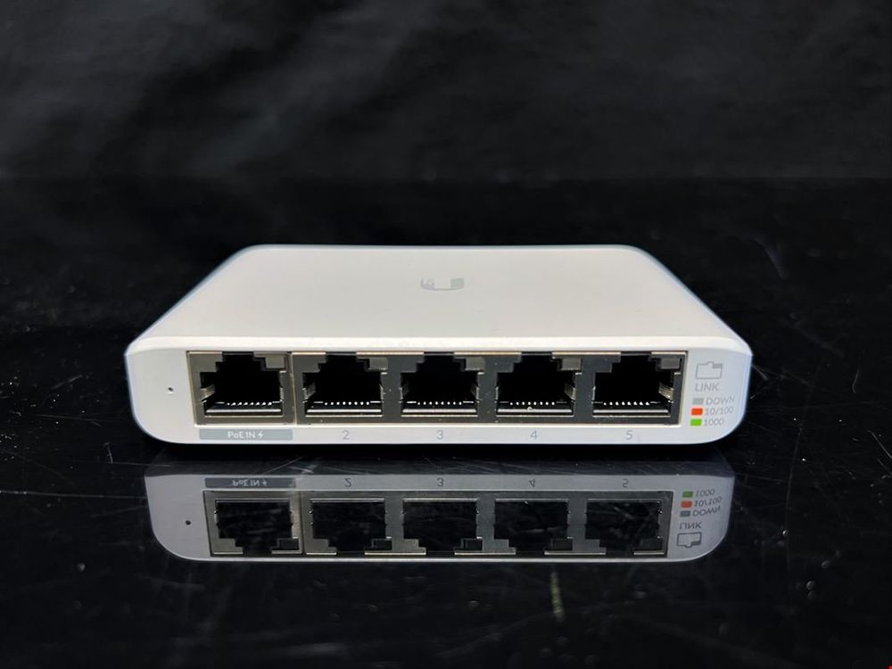 UBIQUITI UNIFI | Switch | Kaufen auf Ricardo