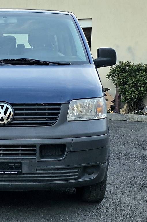 Automobili: VW T5 Caravelle Trend 2.5 TDI – Usato da Heiligkreuz (Mels) venduto da Beyond-Auto 2