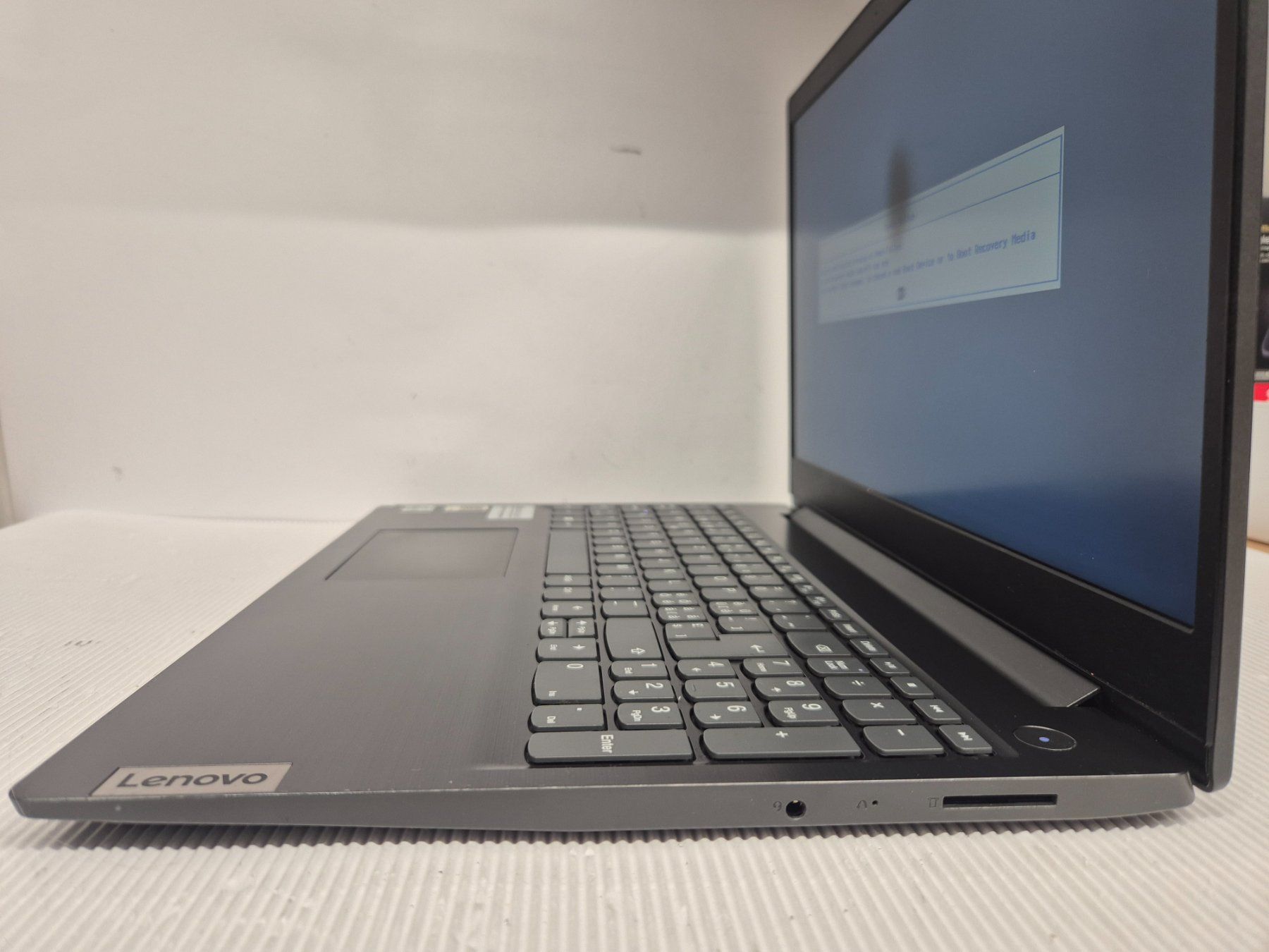 Lenovo Notebook: Lenovo V15 Notebook – Difettoso da Sitterdorf venduto da Lenggi7 2