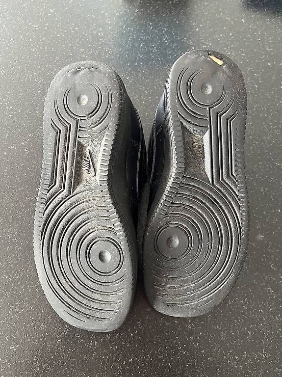 Scarpe per ragazzi: Nike Air force one enfant taille 35 – Usato da Vufflens-la-Ville venduto da floschlier 2