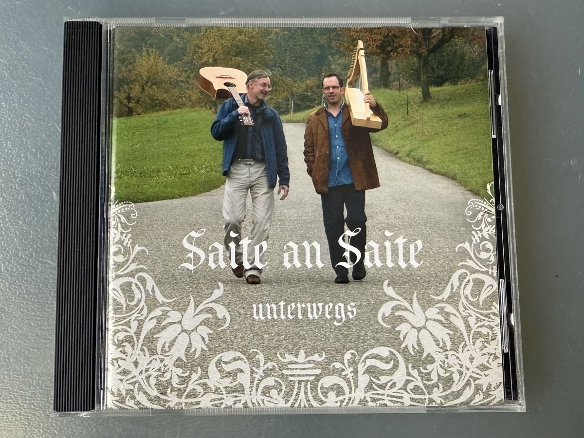 CD: Saite an Saite "Unterwegs" CD - Schweizer Musik – Usato da Oberried Brienz venduto da Chyara