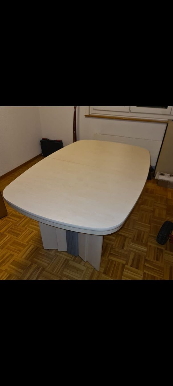 Tische: Table avec rallonges – Gebraucht aus Cheiry von Imbo
