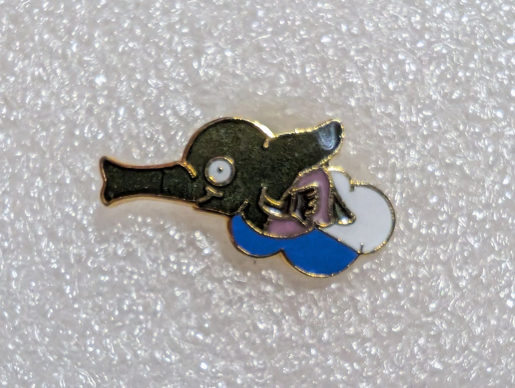 Placchette & Badge: Ansteckpin 254: Elefant – Usato da Oppligen venduto da Pin-Fall-Shop