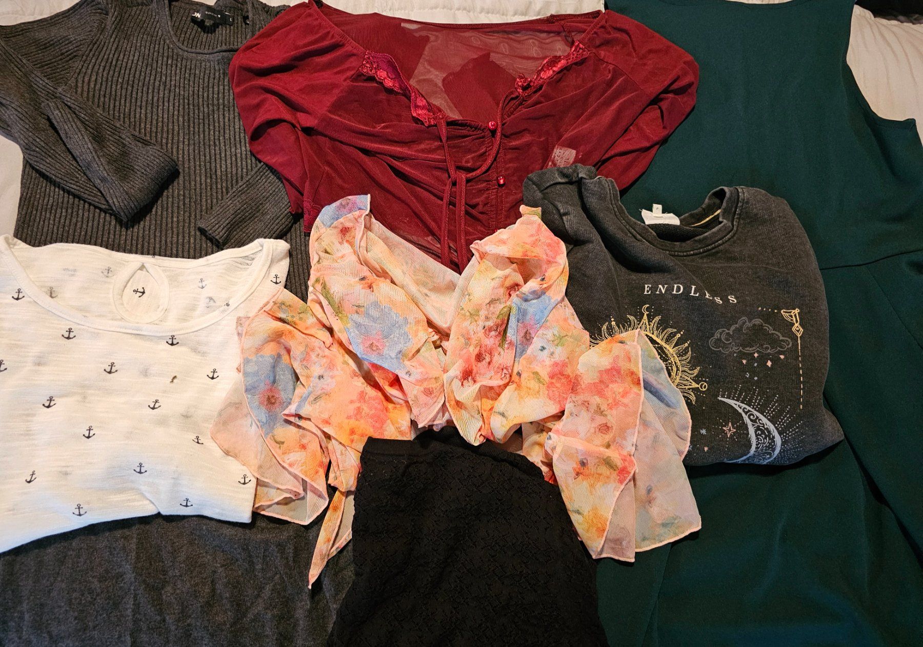 Kleiderpakete: Kleiderpaket über100 Teile Gr M/L – Neu (gemäss Beschreibung) aus Grabs von Sunnewis-2 5
