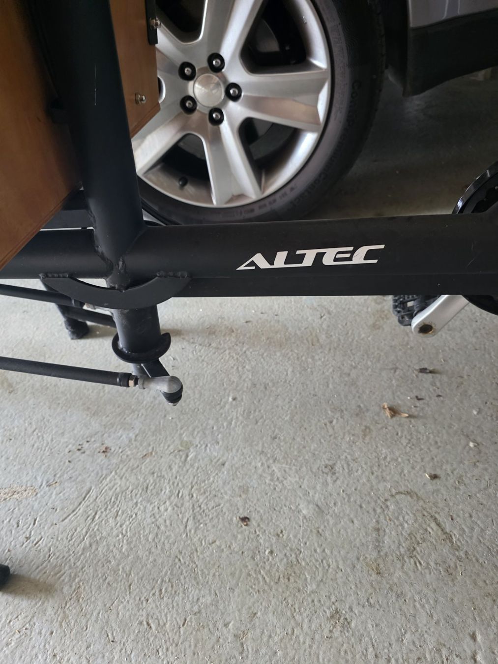 Biciclette: Lastenrad ALTEC mit Holzkiste gebraucht – Usato da Hettlingen venduto da Renzobrunner 2