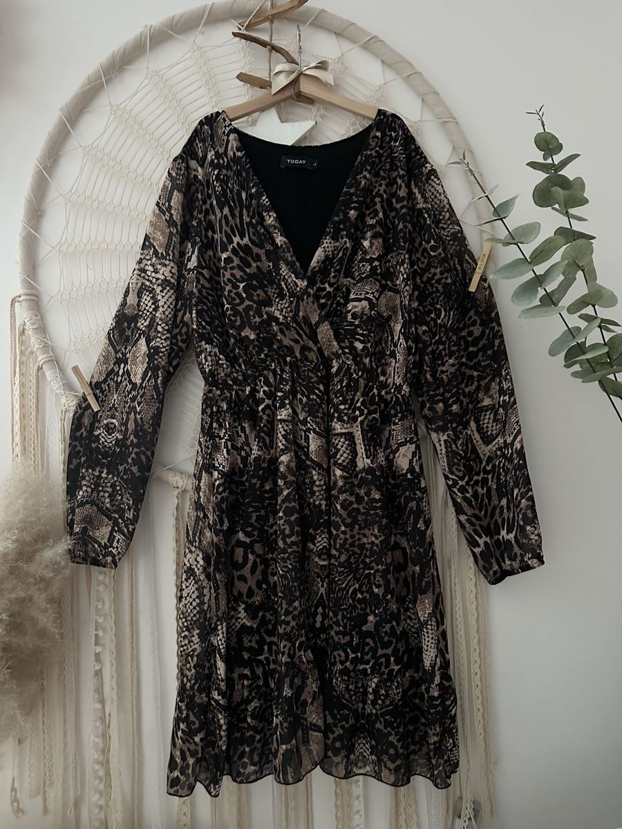 Kleider: Damenkleid Gr. L – Gebraucht aus Obfelden von dafae