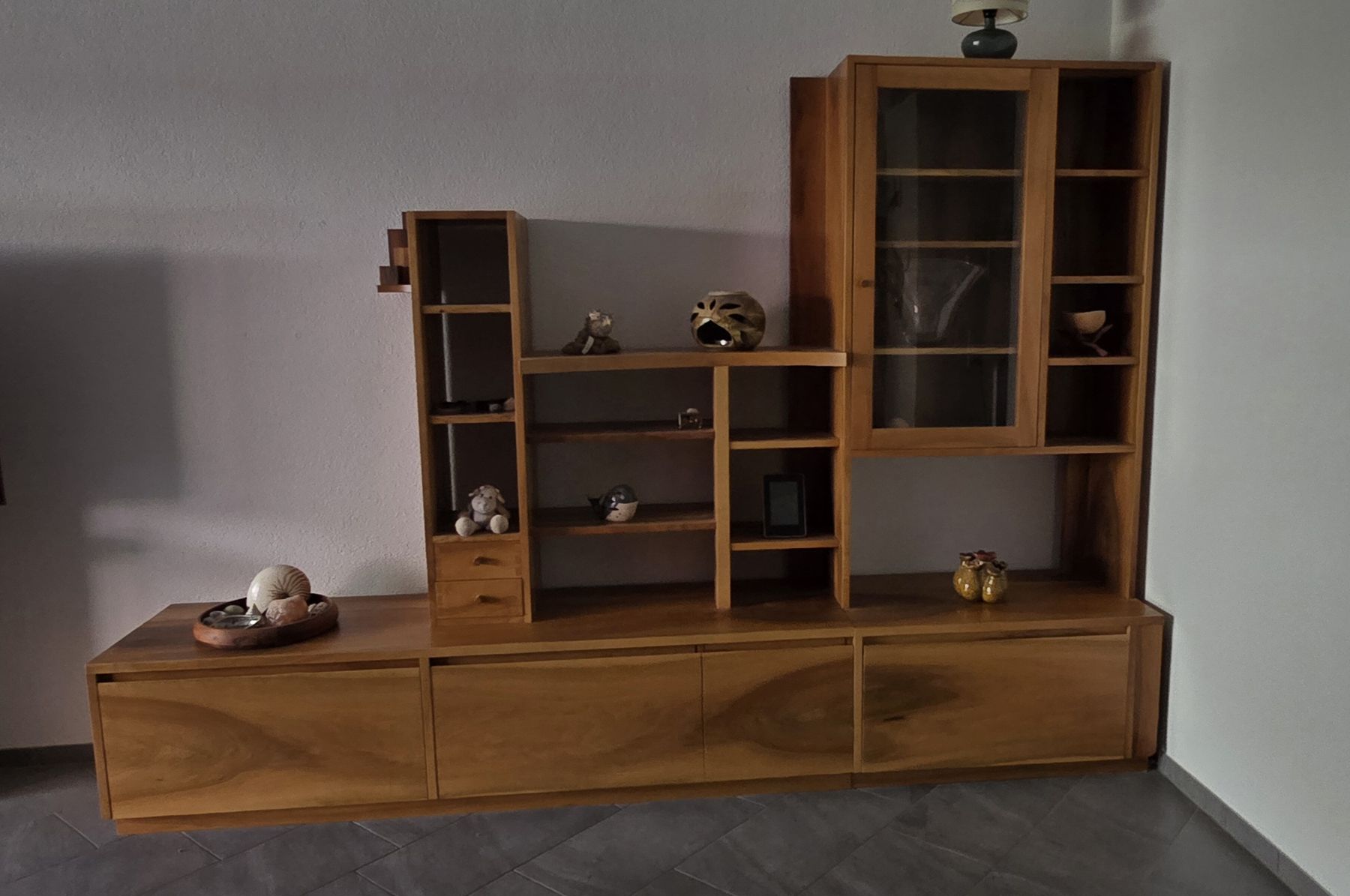 Buffets: Nussbaum Wohnwand – D'occasion à Wuppenau par Haexli2000