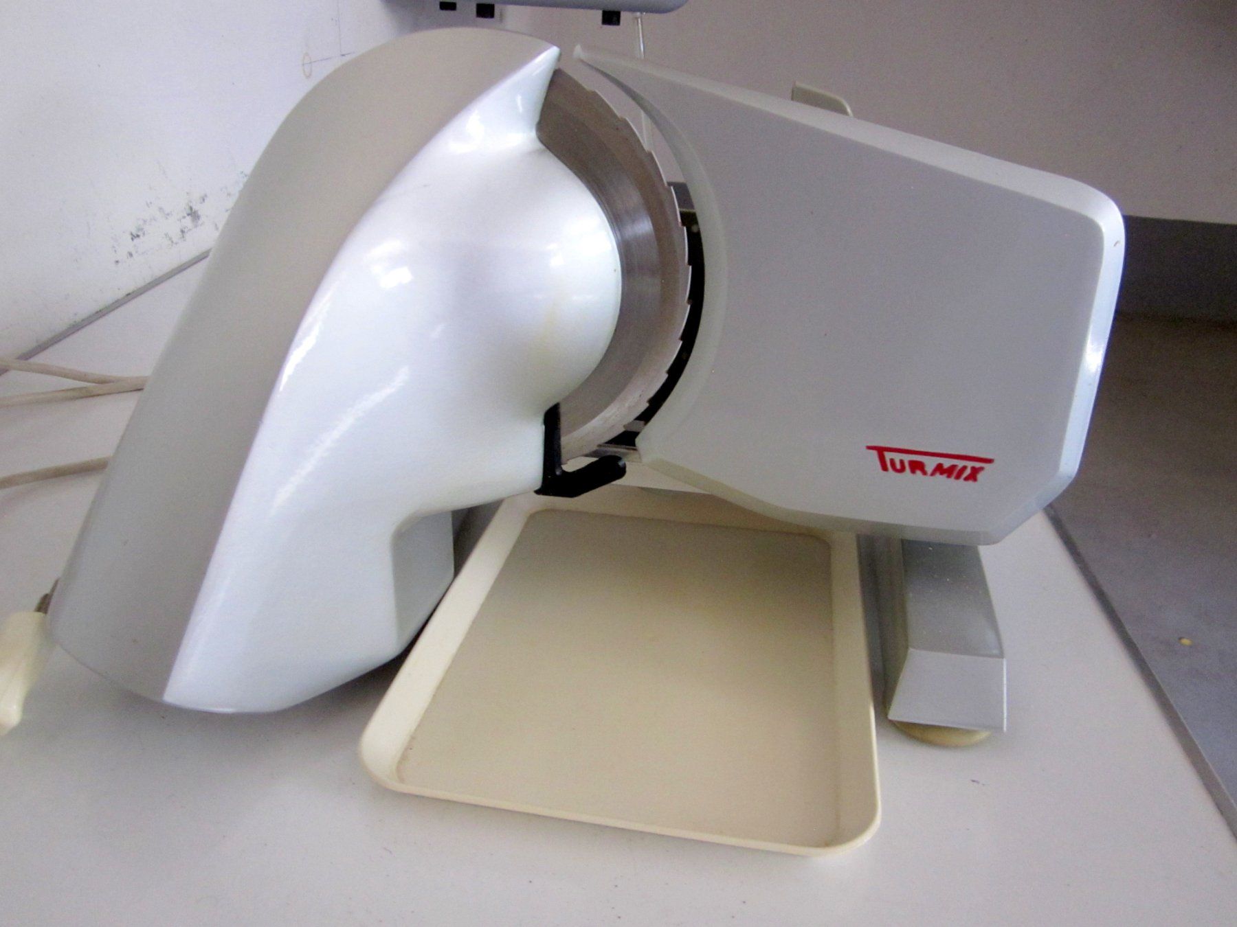Turmix Küchengeräte: Turmix Schneidemaschine – Gebraucht aus Binningen von fel_8mgn