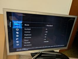 Samsung TV 46 Zoll mit 3D Active Glasses
