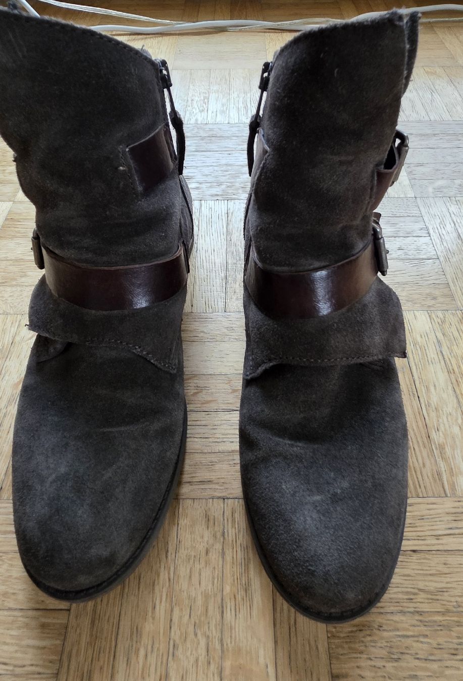 Scarpe da donna: Chaussures/bottines marron en daim taille 39 – Usato da Yverdon-les-Bains venduto da van_dq65 3
