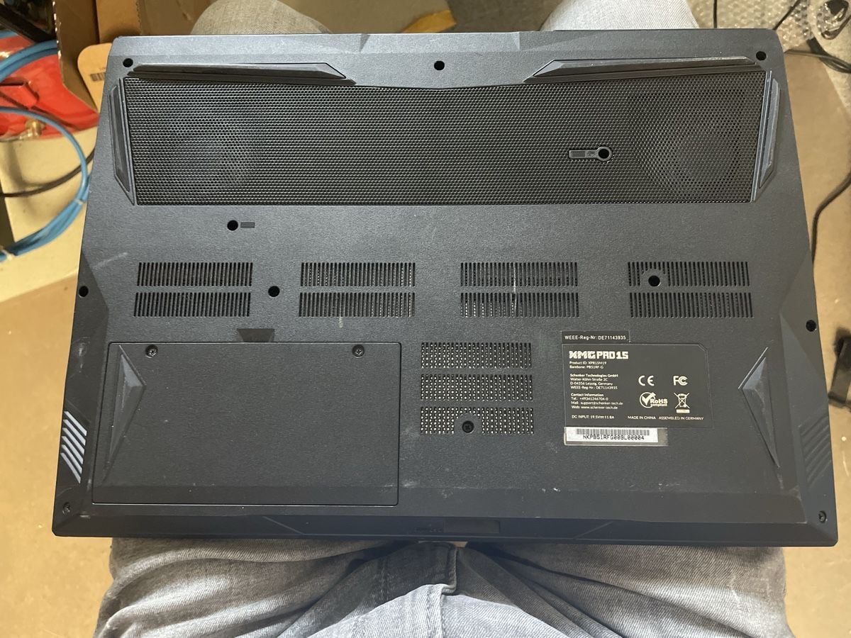 Notebook: Gaming Laptop XMG Bastler – Difettoso da Abtwil SG venduto da Kueng.MultiOutlet 9