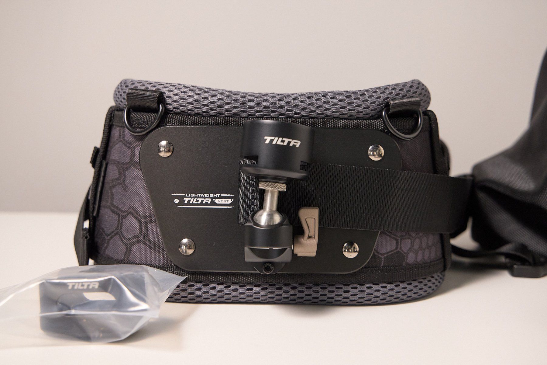 Sonstiges Zubehör: Tilta Gimbal Support Vest – Gebraucht aus Basel von Hank3 1