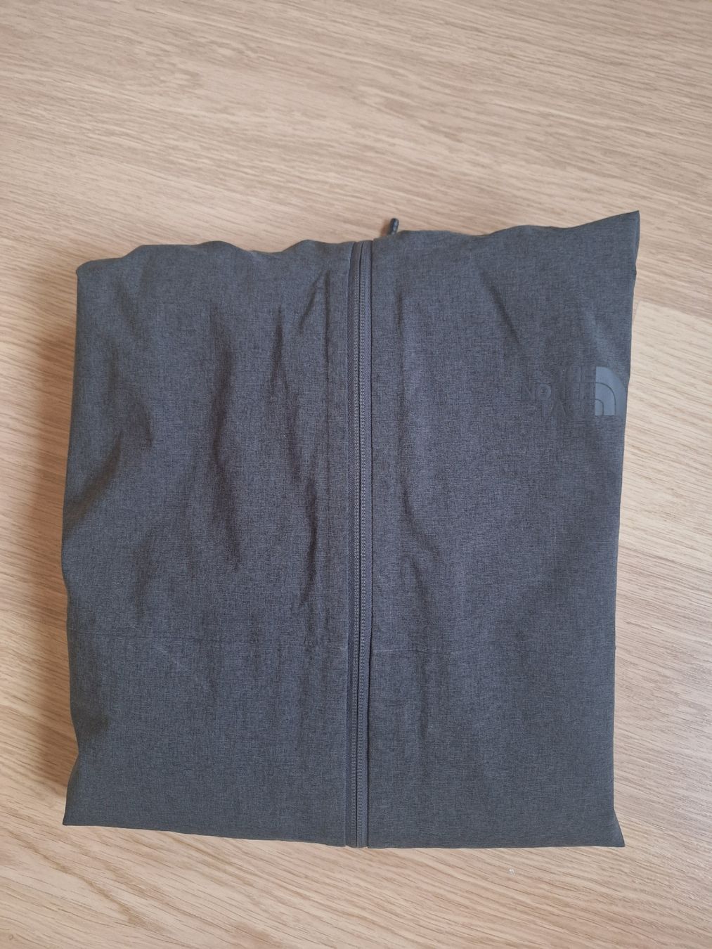 North Face Giacche: The North Face rain jacket size XL – Nuovo (secondo la descrizione) da Yens venduto da rob_nsw7 5