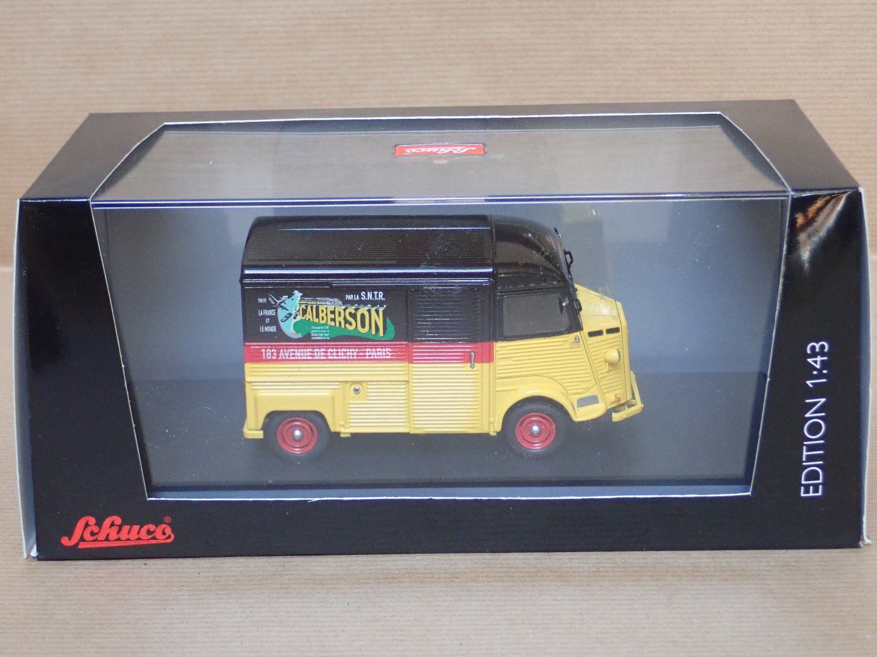 Citroën Modellini d'auto: Citroen HY Calberson - Schuco – Nuovo e nell'imballaggio originale da Winterthur venduto da 602ccm
