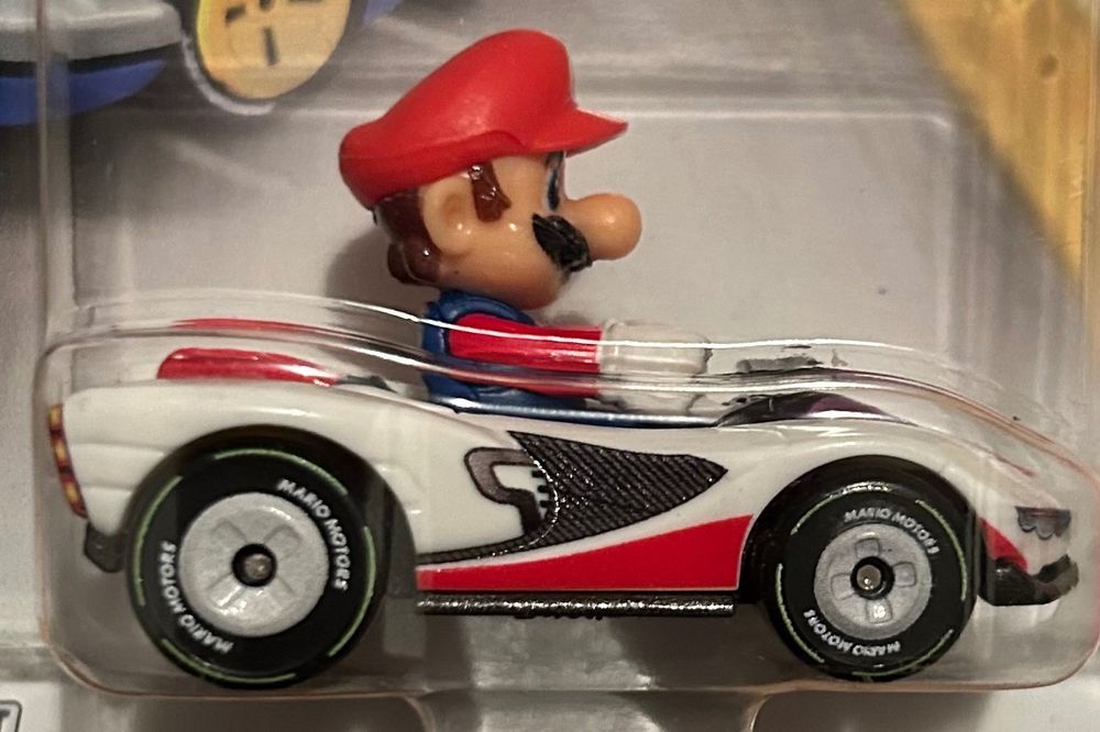Hot Wheels Mario Kart Mario P-Wing Neu & OVP (Gebraucht) in Suhr für ...