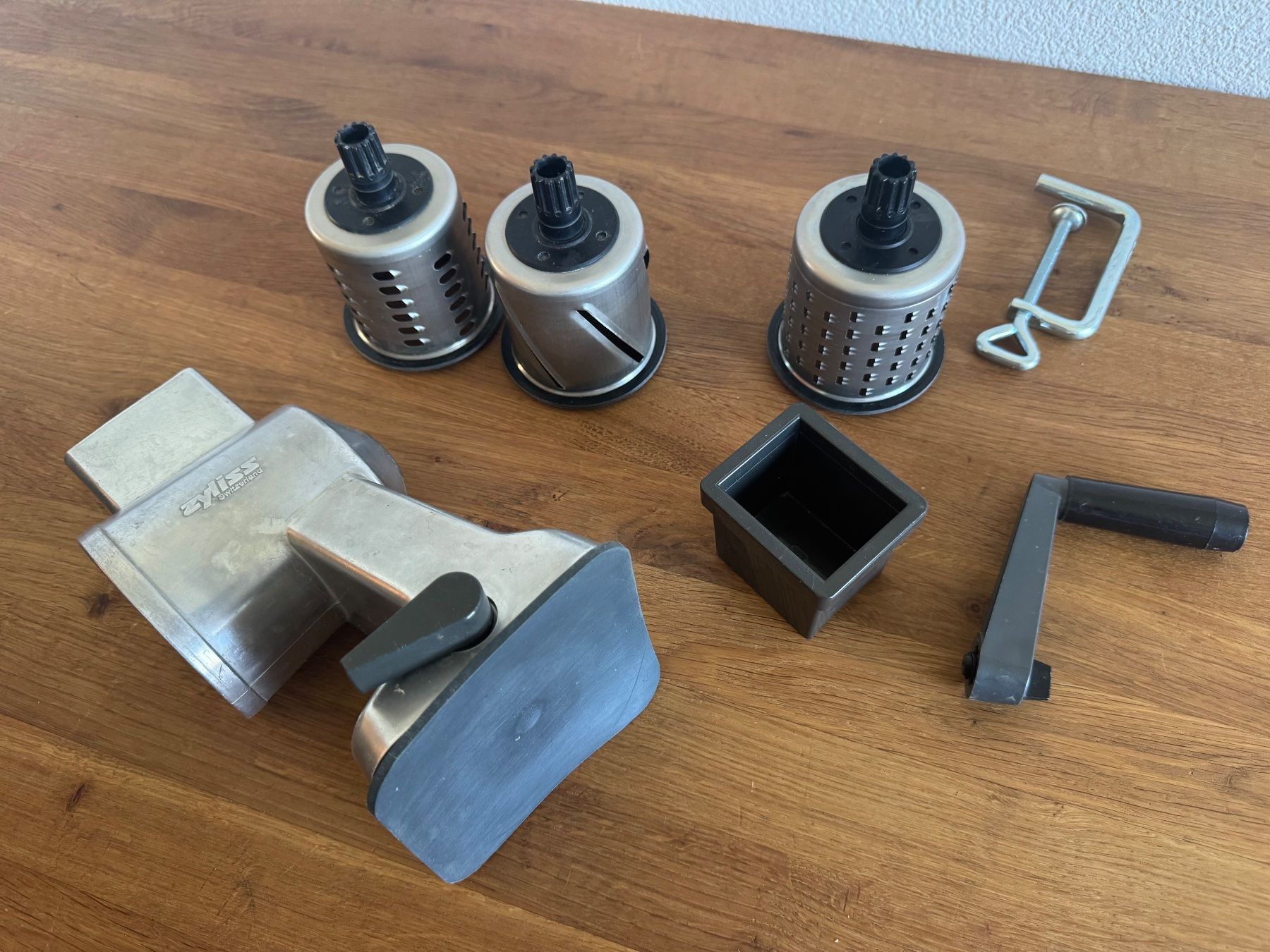 Zyliss Appareils de cuisine: Zyliss Trommelreibe Raffel/ 3 Trommel – D'occasion à Frauenfeld par difi67 3