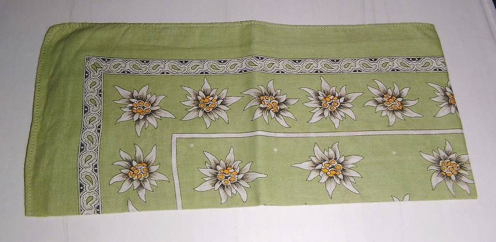 Foulard & Sciarpe: Glarner Edelweiss - Halstücher, 2 Stück, Hellgrün + Blau – Usato da Root venduto da Amone01