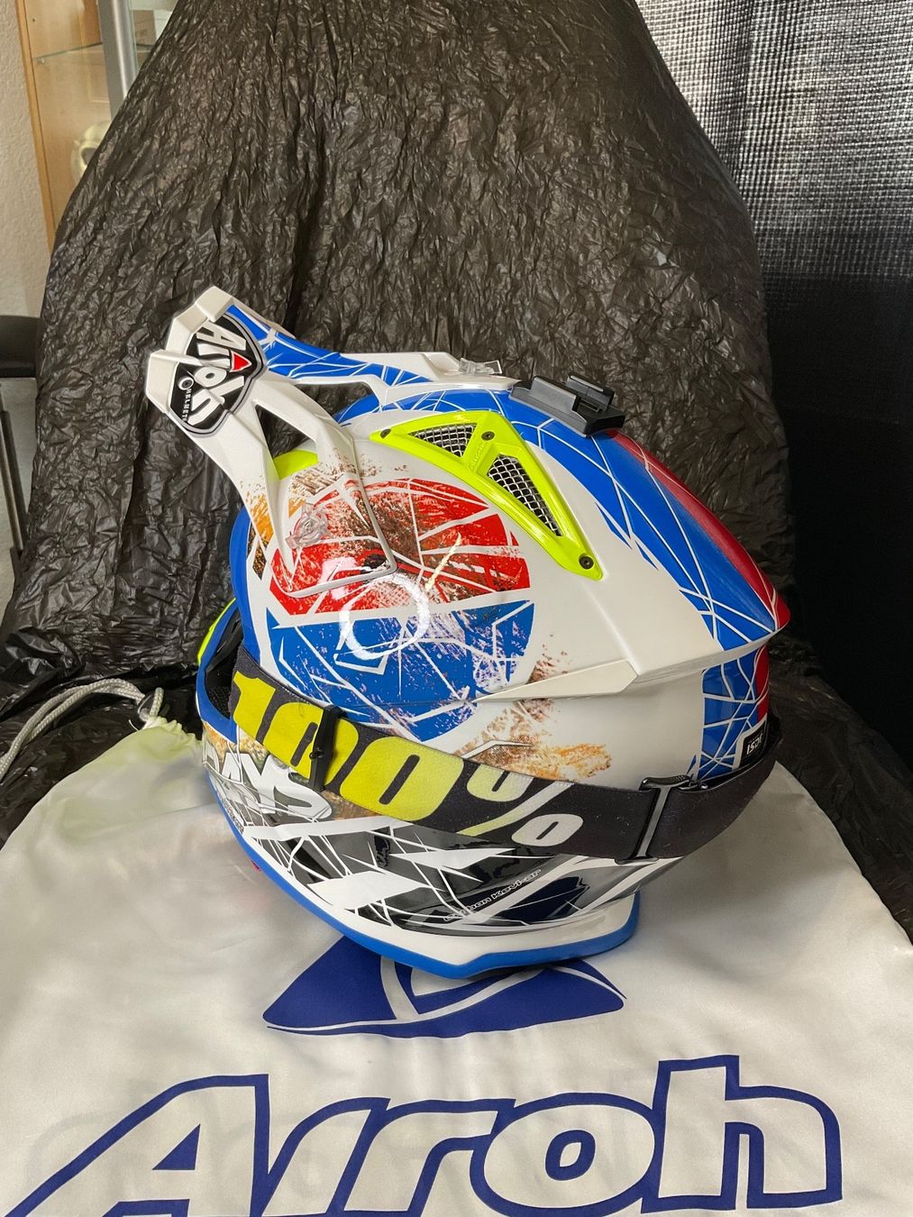 Airoh Caschi & visiere: Casque Airoh aviator 2.2 six days édition – Usato da Rossens FR venduto da Mo2ney 2