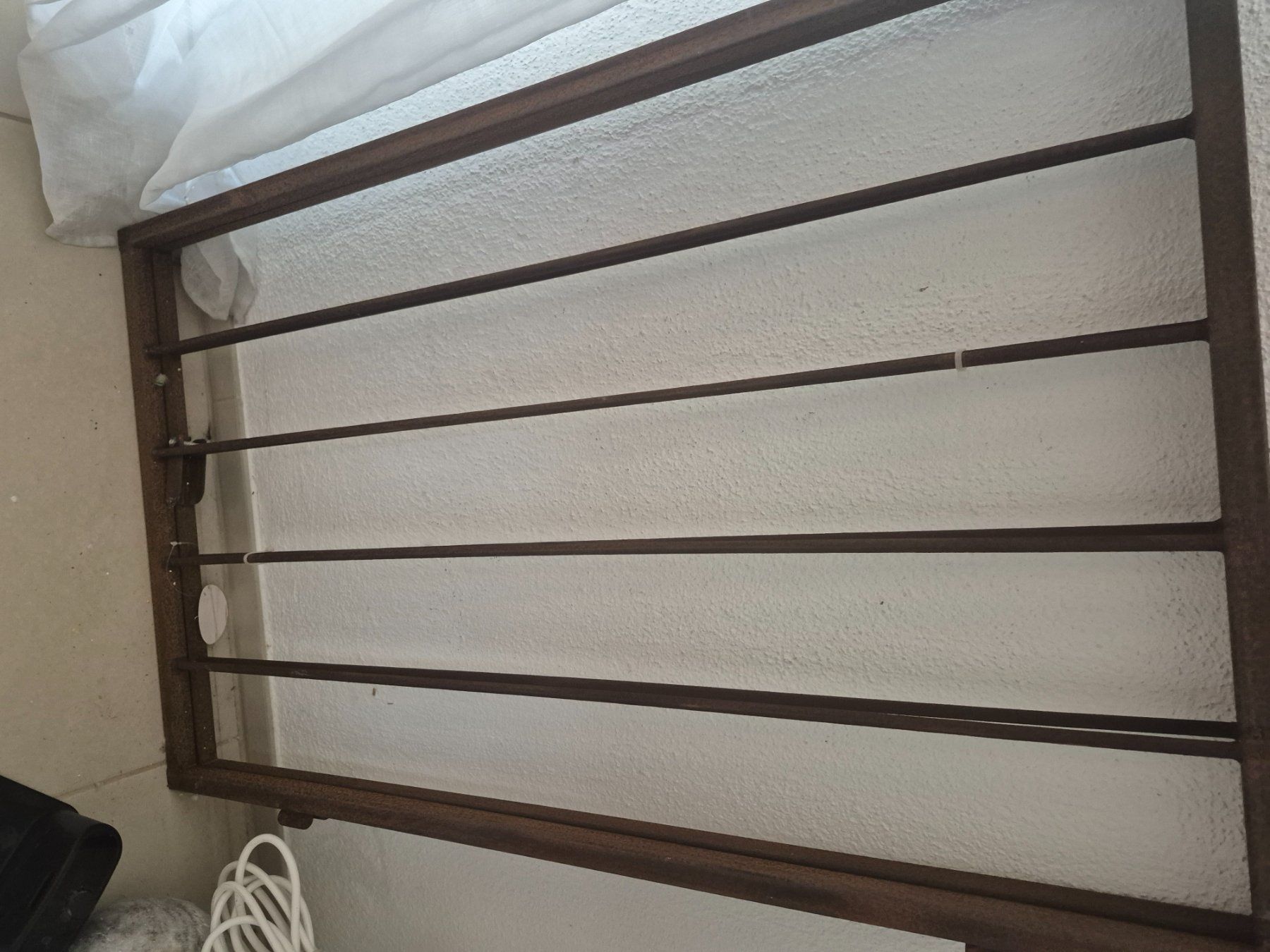 Portes: Gartentor ohne Scharniere – D'occasion à winterthur par goldfischt
