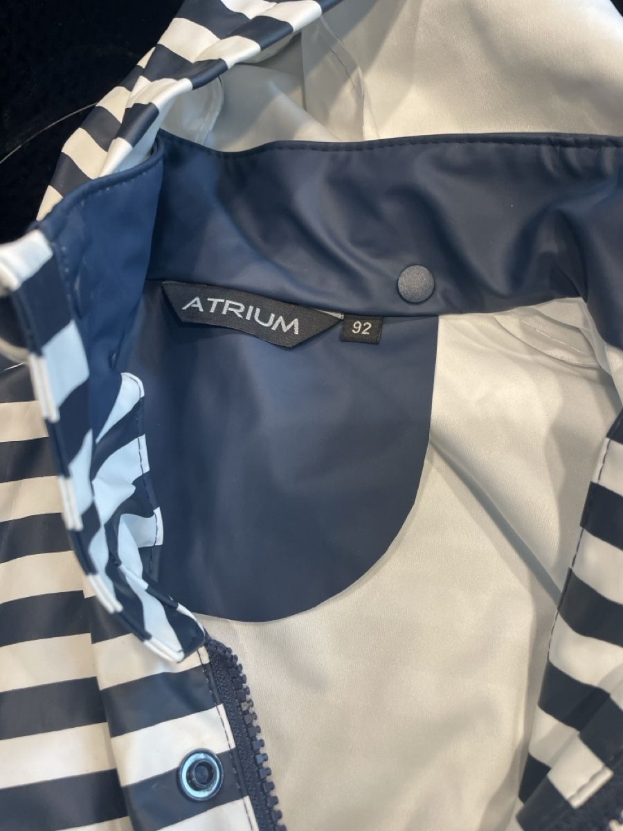 Lotti & Set di vestiti: Dünne Regenjacke und Softshelljacke 92 – Usato da Rheinklingen venduto da Wandita 2